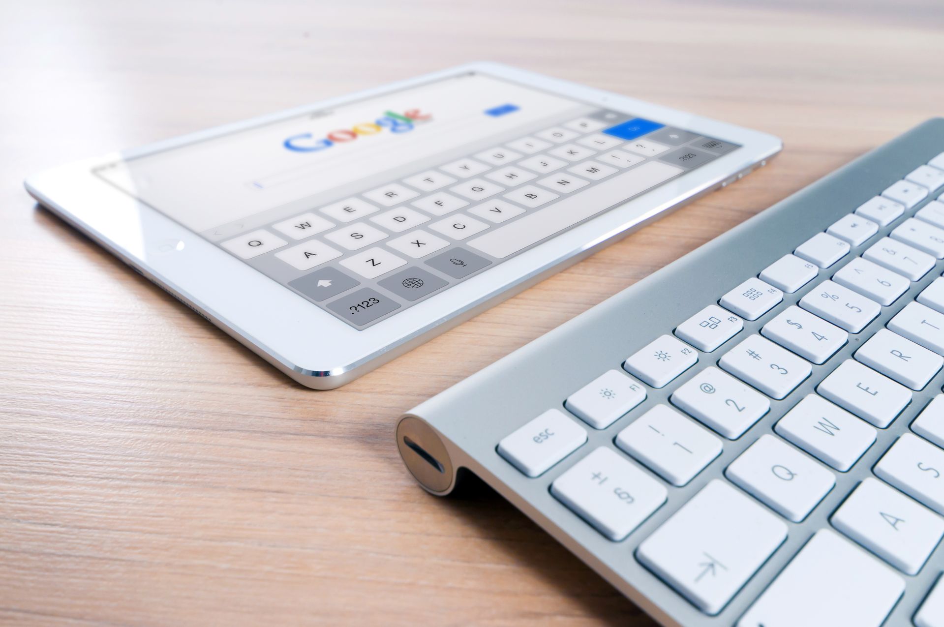 Euroopa Komisjon määras Google’ile 890 miljoni euro suuruse trahvi