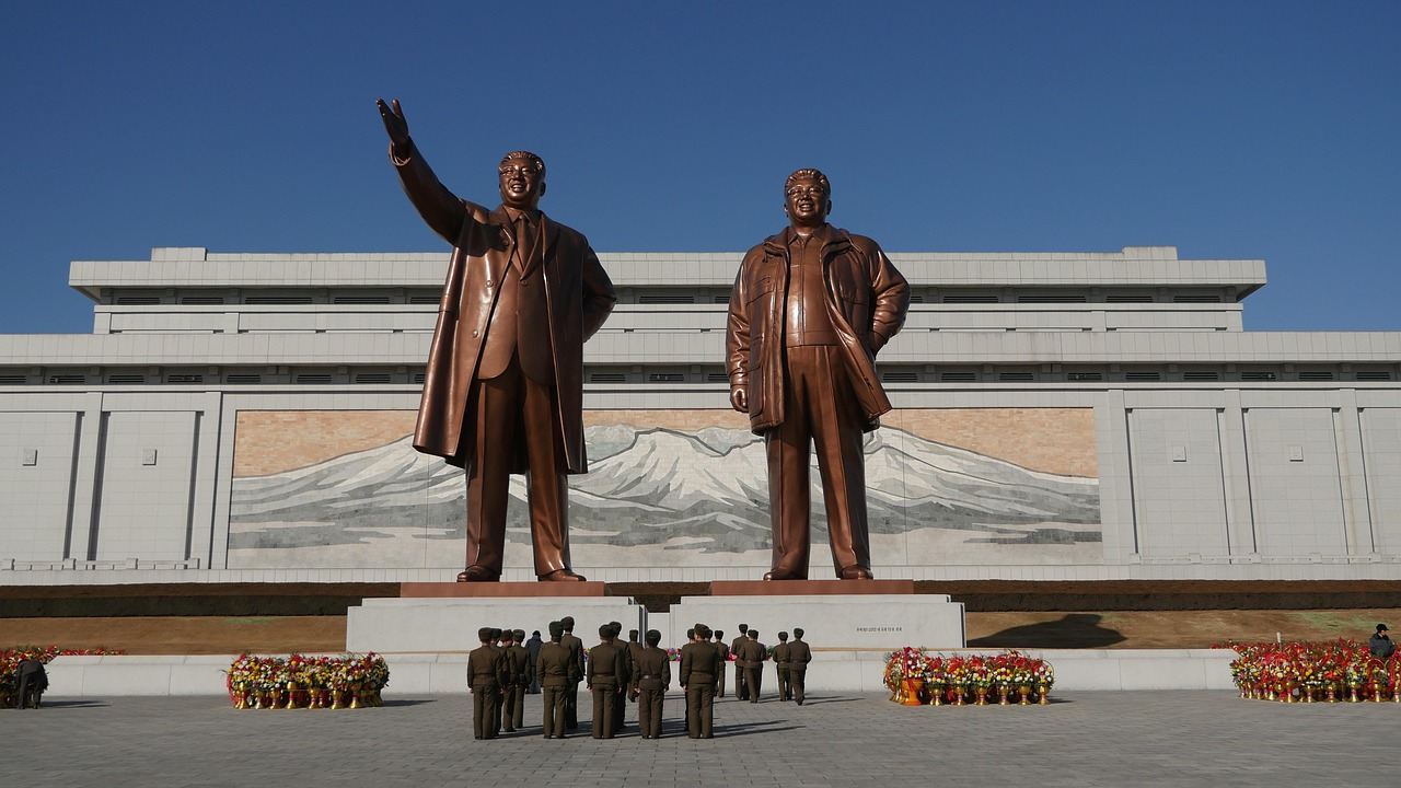 VIDEO: Trump seeks another meeting with Kim Jong-un. South Korea shortens joint exercises