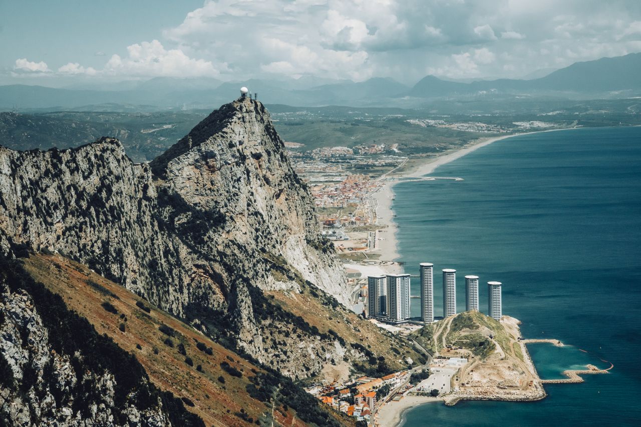 Hispaania ja Gibraltar tähistavad pärast ajaloolist lepet piirikontrolli lõppemist